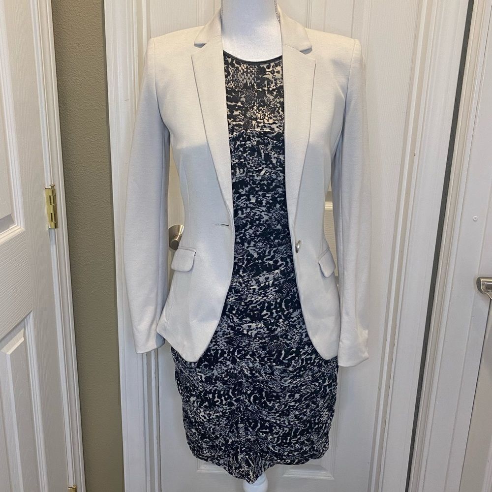 H&M sleeveless Dress Size 6